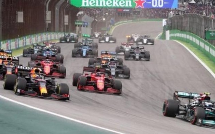 การแข่งขัน Formula 1 sprint: 2022 ประนีประนอมเสนอในความพยายามที่จะทำลายทางตัน